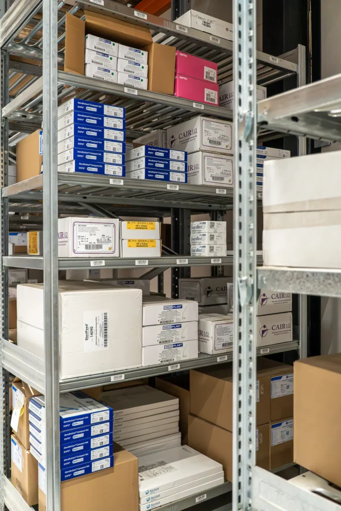 kleine producten in warehouse